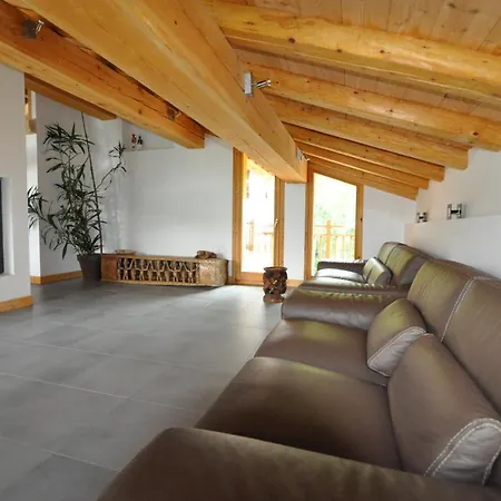 D' Edmond 샬레 *